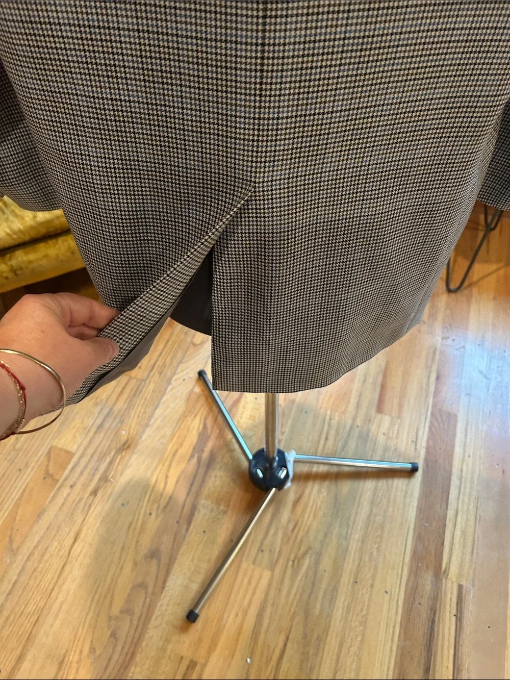 Burberry Wool Houndstooth Plaid Two-Button Blazer in earth tones ✨EUC✨Sz40R